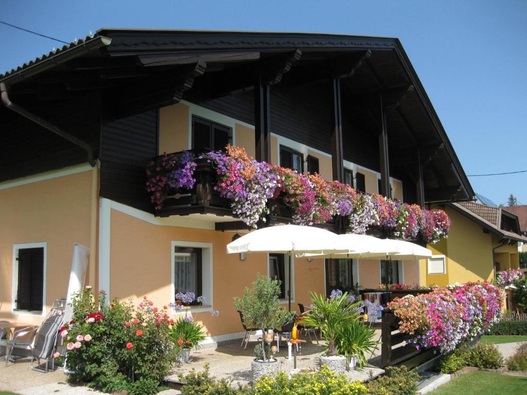 Gaestehaus Stroitz Drobollach am Faakersee Bagian luar foto